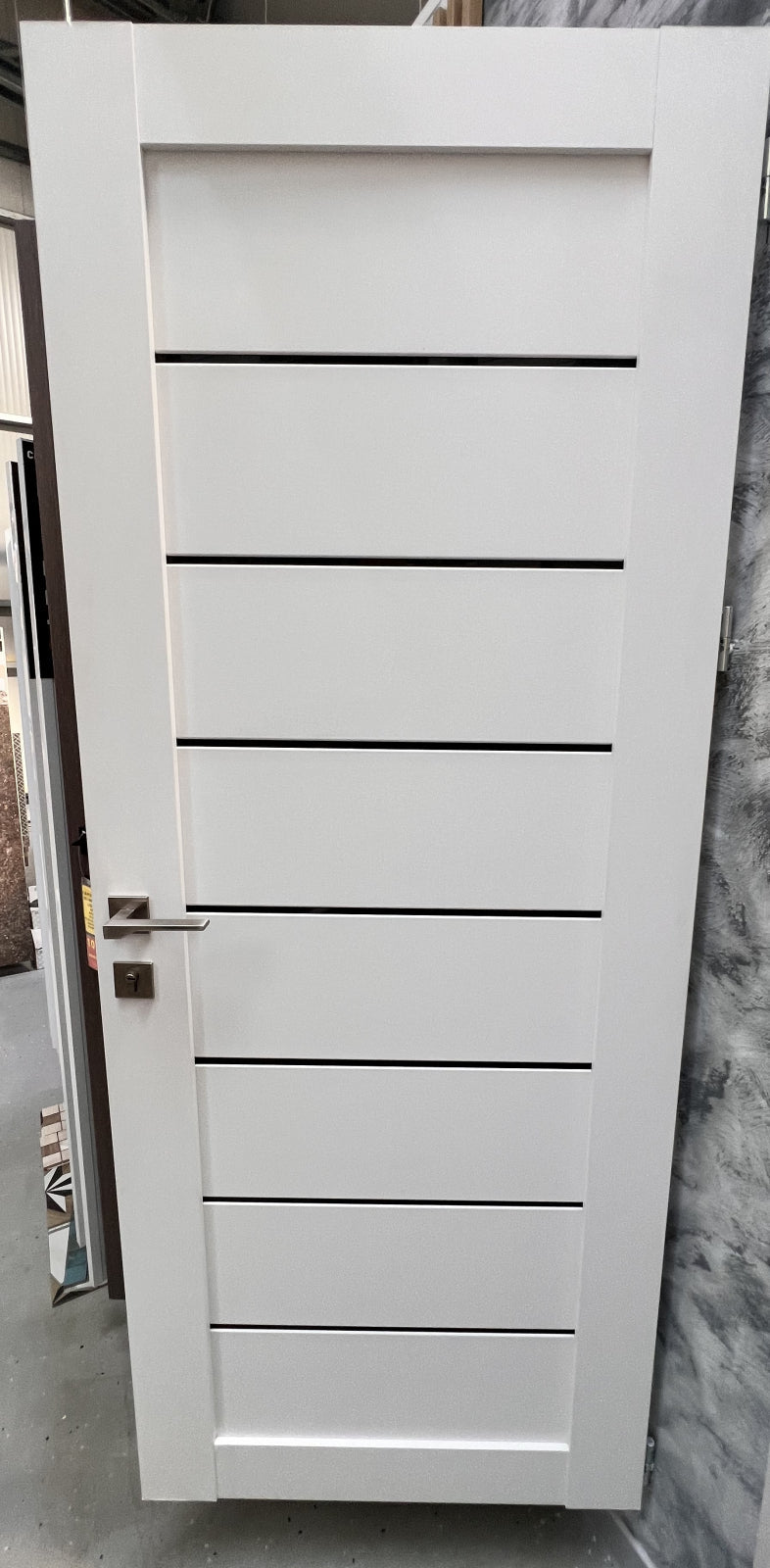 Ușă de interior Deco 10 White silk mat, cu sticlă neagră