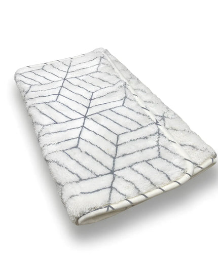 Covoras baie, SANITARY, imitatie casmir, 40x60 cm, alb cu model geometric, Dreptunghiular