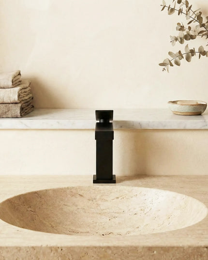 Baterie lavoar – Colecția Ourea – Negru mat