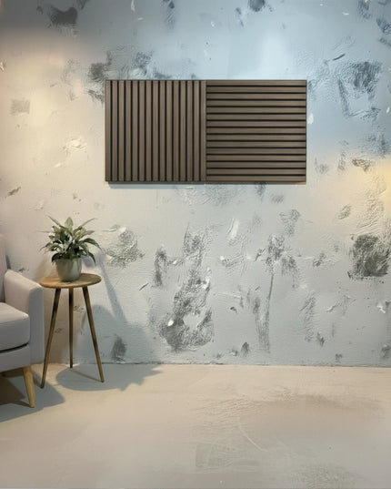 Panou riflaj decorativ XYPT-13 – lamele verticale nuc închis pe bază neagră