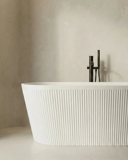 Cadă freestanding din acril Nira