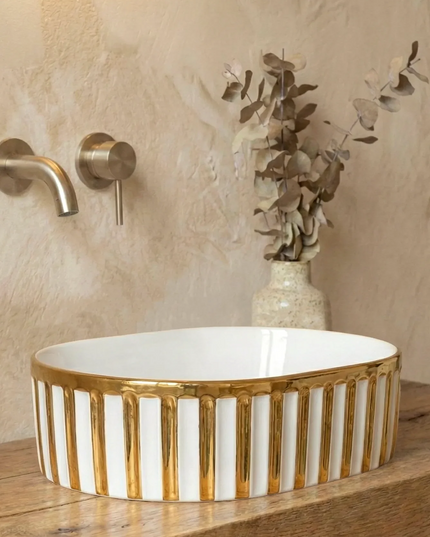 Lavoar ceramic oval A721-GGLW – design elegant alb lucios cu decor auriu