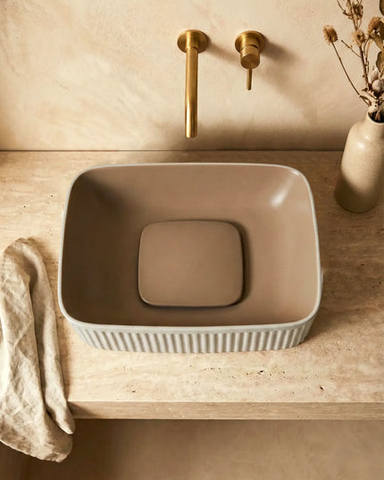 Lavoar ceramic dreptunghiular A738-CWCF-MRS – design modern maro mat și alb mat