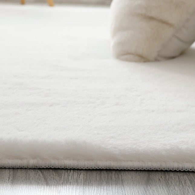 Covor Pufos Rabbit Veronico Alb