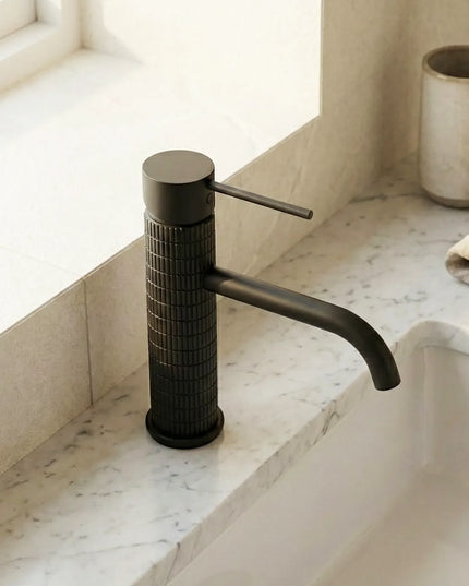 Baterie lavoar – Model Elion – Negru mat