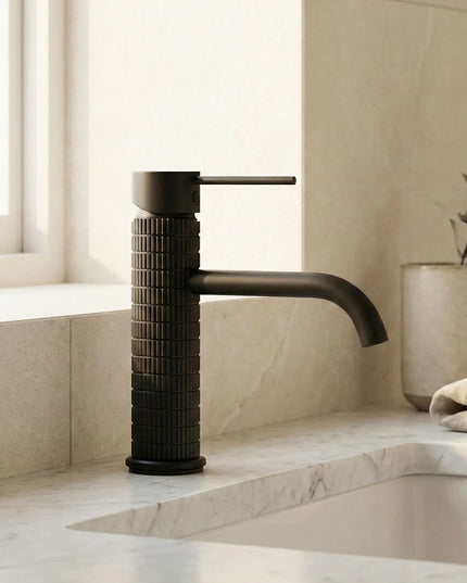 Baterie lavoar – Model Elion – Negru mat