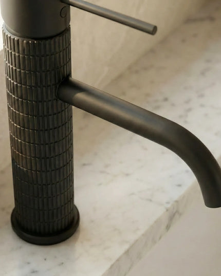 Baterie lavoar – Model Elion – Negru mat