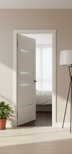 Ușă de interior ML-57 cu 4 inserții de sticlă și design modern
