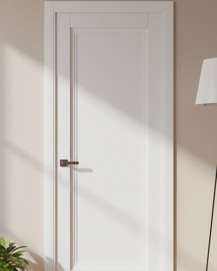 Ușă de interior ML-714 – Design clasic cu ramă sculptată în trepte