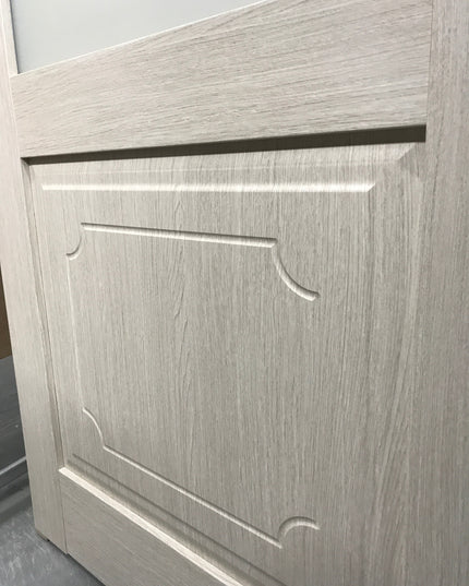 Ușă interior ML 11001 Satin – Eleganță cu geam mat și panou decorativ clasic / Millenium - Carlo Porte