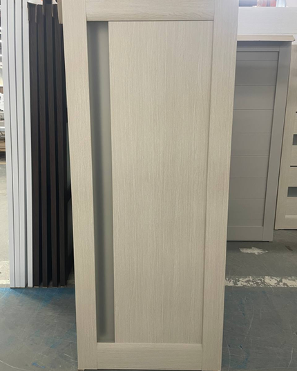 Ușă de interior ML 64 – Eleganță Minimalistă cu Geam Lateral / Millenium - Carlo Porte