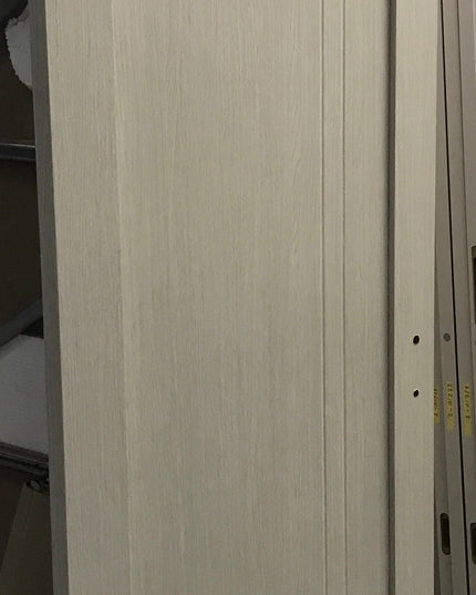 Ușă de interior ML 702 – Simplitate cu accent rafinat / Millenium - Carlo Porte