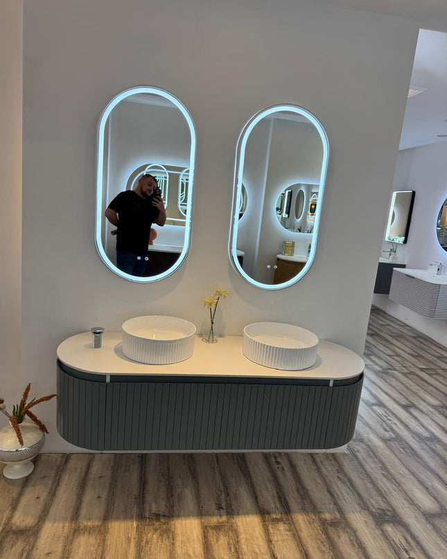 Mobilier baie suspendat dublu cu lavoare și oglinzi LED – Design modern, 160 cm