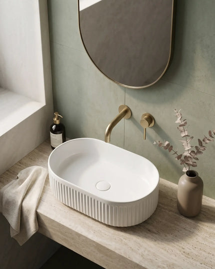 Lavoar Alb Oval din Ceramică cu Design Striat - A721