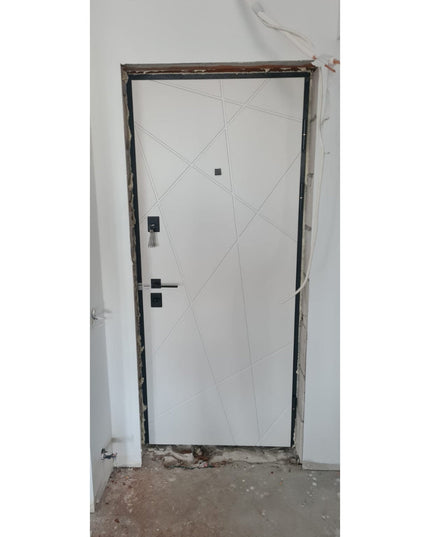 Usa intrare Barcelona Alb Interior