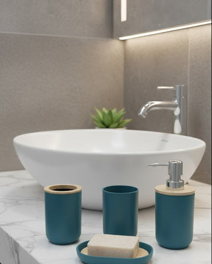 Set accesorii baie, cu accente lemnoase, SANITARY, 6 piese, turcoaz cu detalii bej deschis