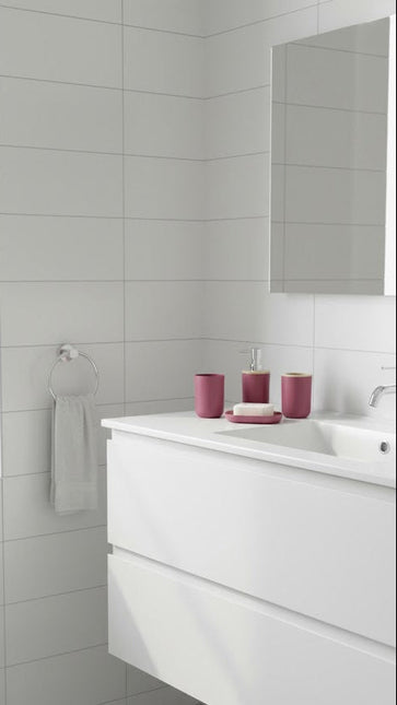 Set accesorii baie, cu accente lemnoase, SANITARY, 6 piese, visiniu inchis cu detalii bej