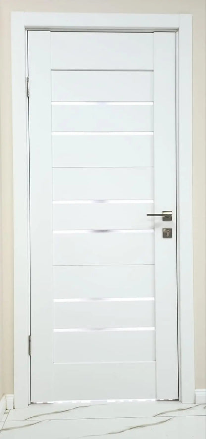 Ușă interior Bit 06 White Silk Mat – complet echipată, cu toc reglabil și design alb mat mătăsos