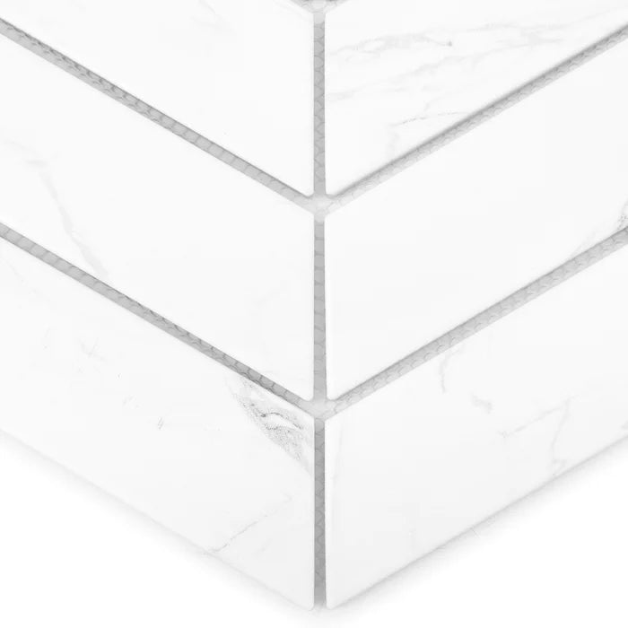 Mozaic Royal Chevron Carrara 31,8×22,4
